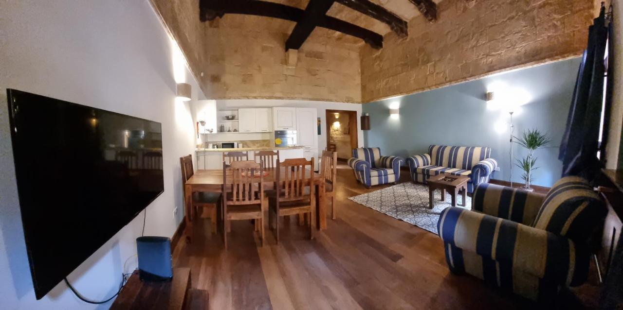 Vallettacharme - 2 Bedrooms Flat In The Heart Of The City Εξωτερικό φωτογραφία