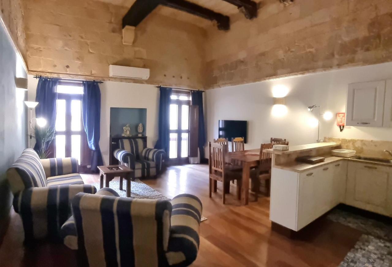 Vallettacharme - 2 Bedrooms Flat In The Heart Of The City Εξωτερικό φωτογραφία