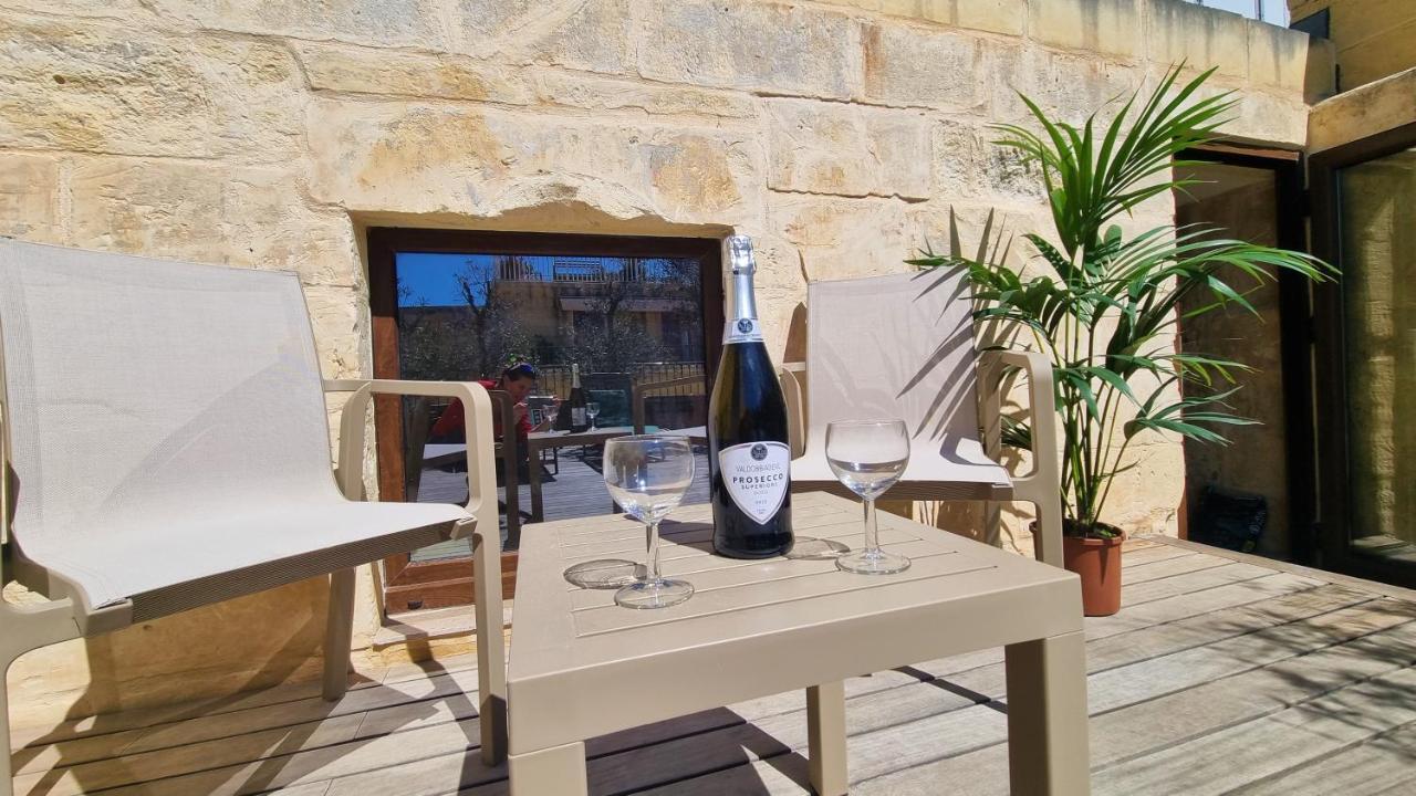 Vallettacharme - 2 Bedrooms Flat In The Heart Of The City Εξωτερικό φωτογραφία
